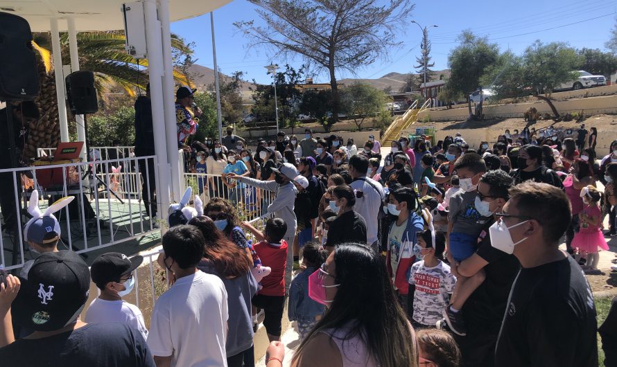 Conejo de Pascua Minero llevó alegría y chocolates a los pequeños de El Salvador