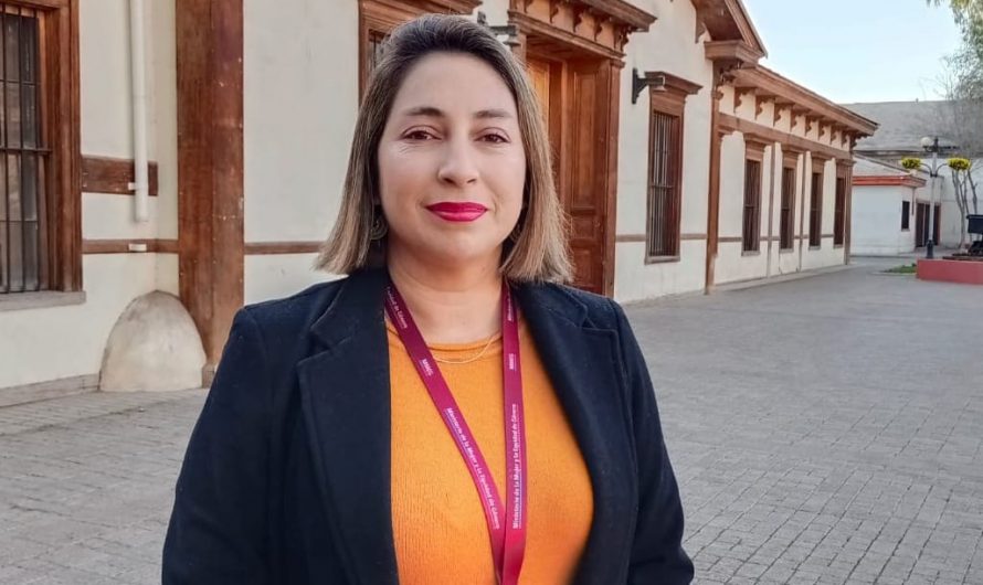 Seremi de la Mujer llama a postular de la Escuela de Lideres Políticas y Sociales 2023