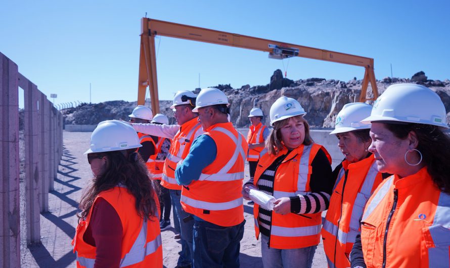 Cámara de Comercio y Turismo de Caldera visitó Planta Desaladora que opera Nueva Atacama