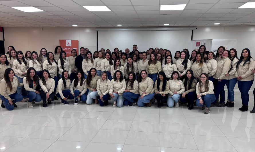 60 mujeres se ponen su primer casco minero en el inicio del Programa Aprendices de Codelco Salvador