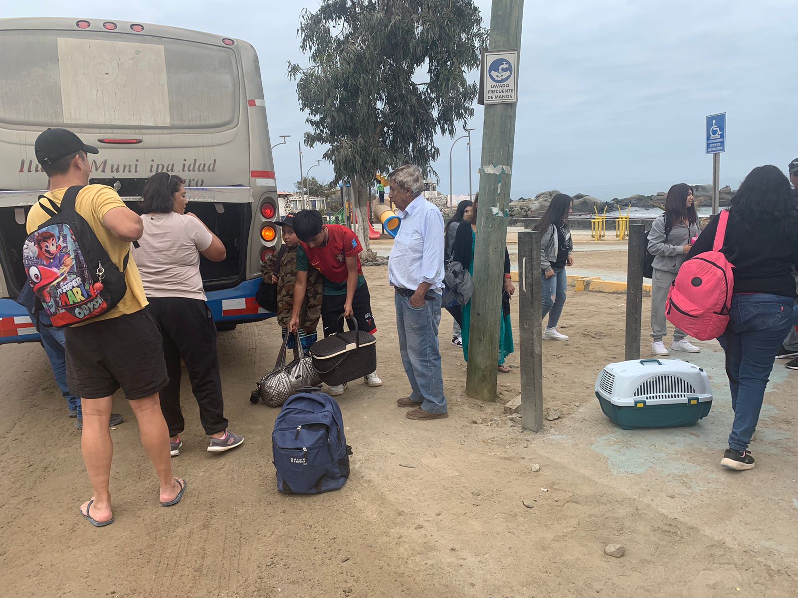 Continuan los viajes a la playa de la municipalidad de diego de almagro