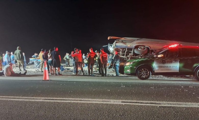 Ocho personas resultan lesionadas tras volcamiento de bus en la ruta entre Diego de Almagro e Inca de Oro