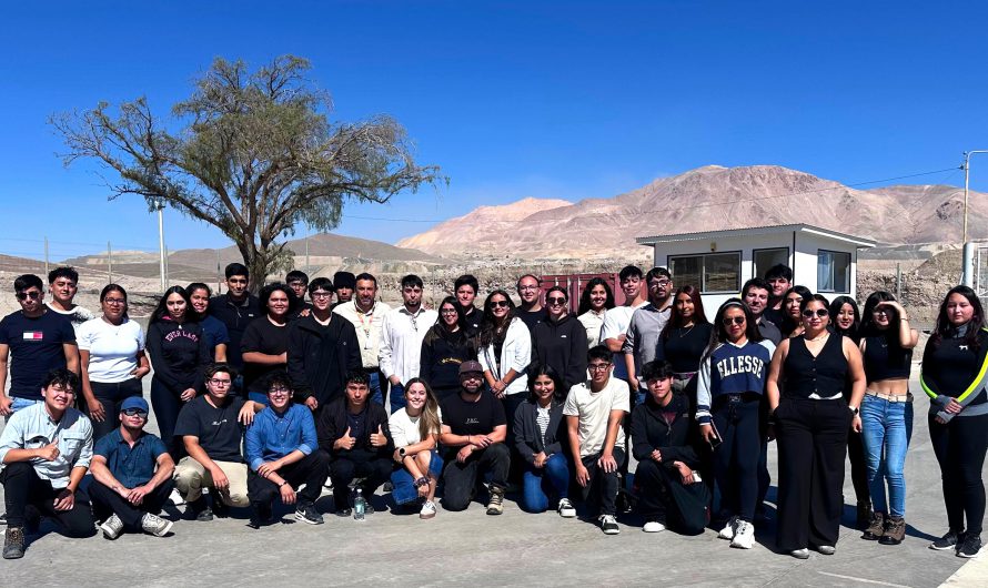 A 2300 metros de altura estudiantes inician su práctica de verano en Codelco Salvador